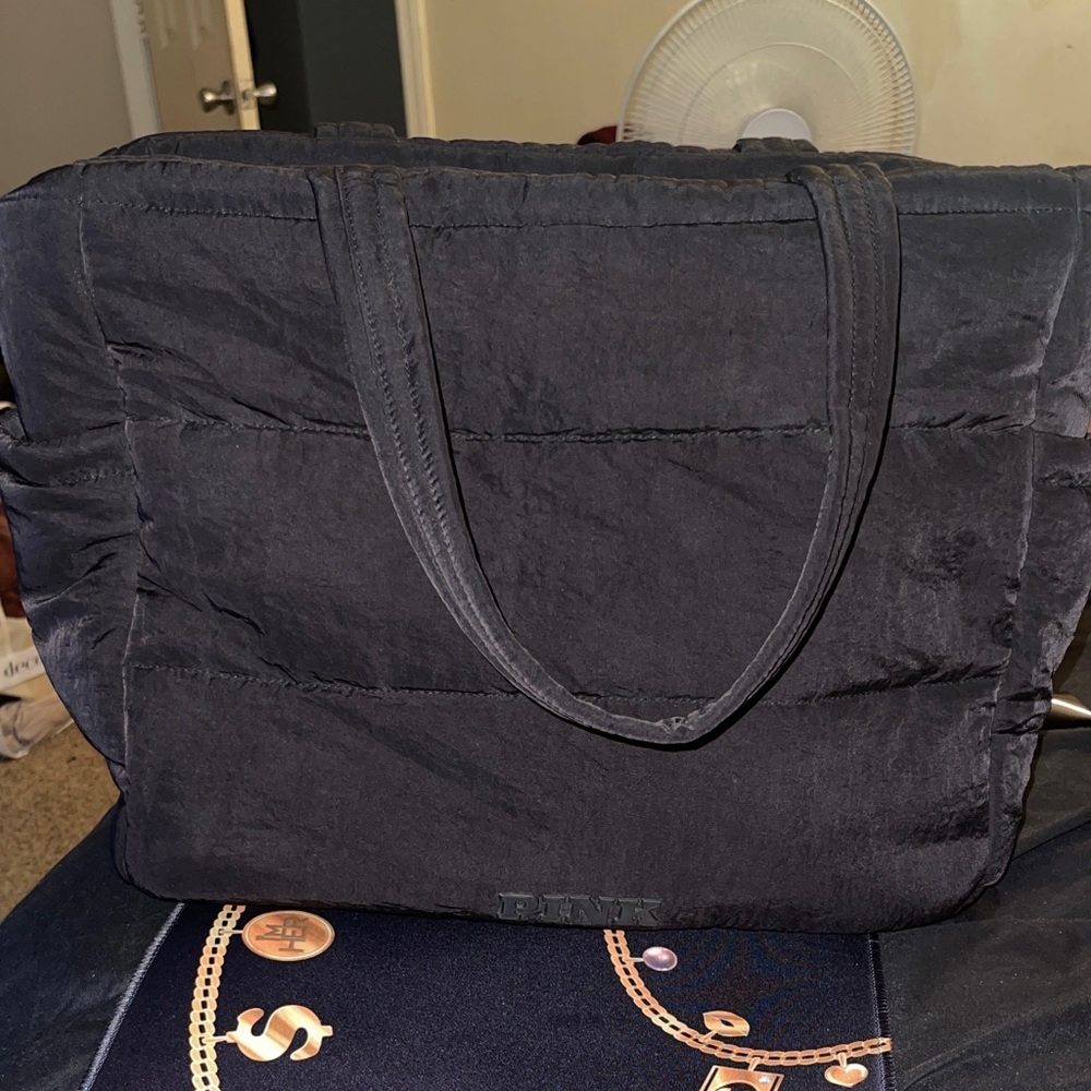 Black Puffer Travel Tote